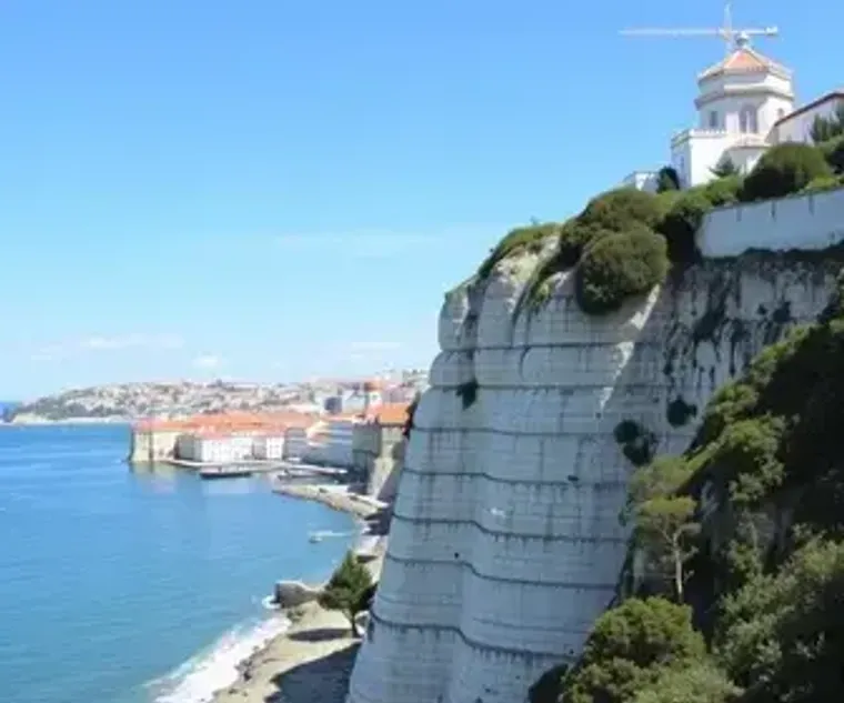Como economizar na passagem para Lisboa usando programas de fidelidade